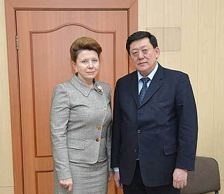 В областном парламенте состоялась встреча с Генеральным консулом Монголии в Иркутске